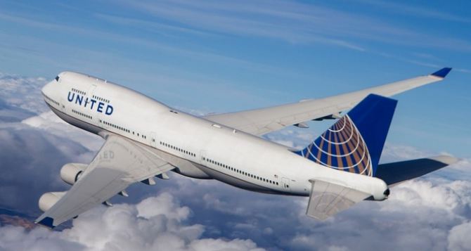 Депортамент транспорта США рекомендовал авиакомпаниям быть осторожными в небе над Украиной