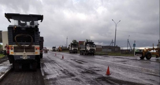 Ремонт дороги «Кременевка — Ялта» начался в Донецкой области