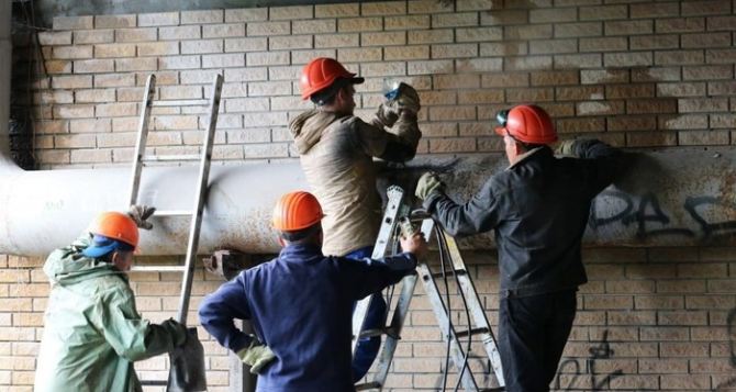 Появилось ВИДЕО поврежденного взрывом участка газопровода в Луганске
