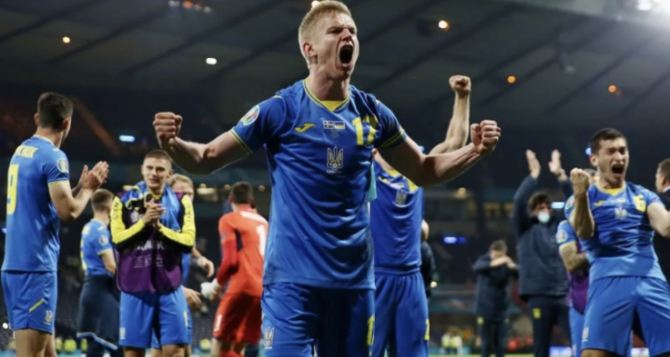 Украина обыграла Швецию и вышла в четвертьфинал Евро