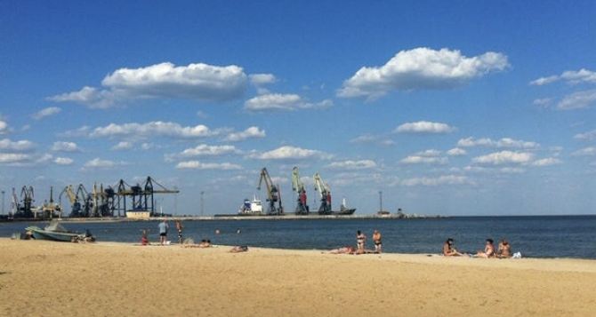 Кишечная палочка на пляжах Донбасса: отпуск отменяется?