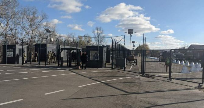 Это разрушает жизни людей: ОБСЕ призвала разблокировать КПВВ на Донбассе