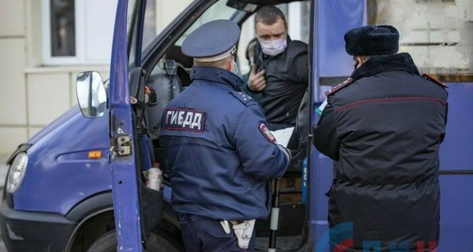 В Луганске около 100 водителей маршруток заразились COVID-19