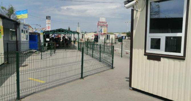 Сколько человек пропустили на КПВВ Донбасса и что происходило на пропускных пунктах.