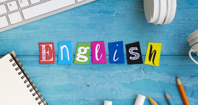 Как лучше учить английский: онлайн или оффлайн