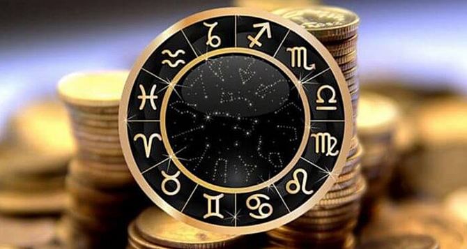 В декабре четырем знакам зодиака будет везти с деньгами: прогноз астрологов