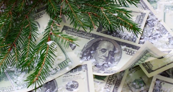 Новый «подарок» для украинцев: что будет с долларом до конца года