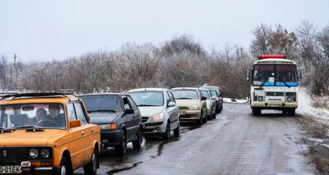 Как без очереди и досмотра пройти блокпост, рассказали в Луганске