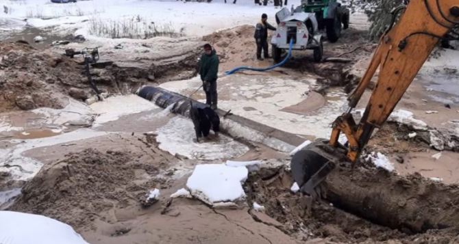 Луганск гарантировал режим тишины у Золотого: ремонт магистрального водовода должны сделать за два дня