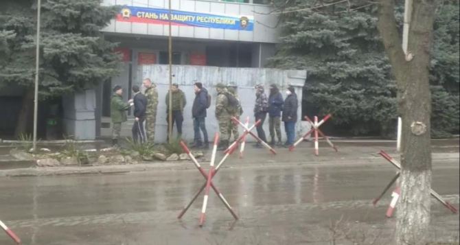 В Луганске заявили, что около трех тысяч человек уже прибыли в мобилизационные пункты