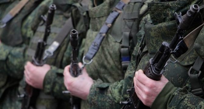 Военкоматы в Луганске призовут на службу всех стоящих на воинском учете и не состоящих тоже