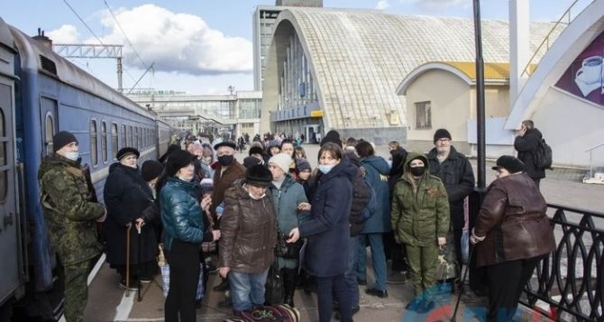 В Луганске опубликовали данные о количестве уехавших с начала эвакуации
