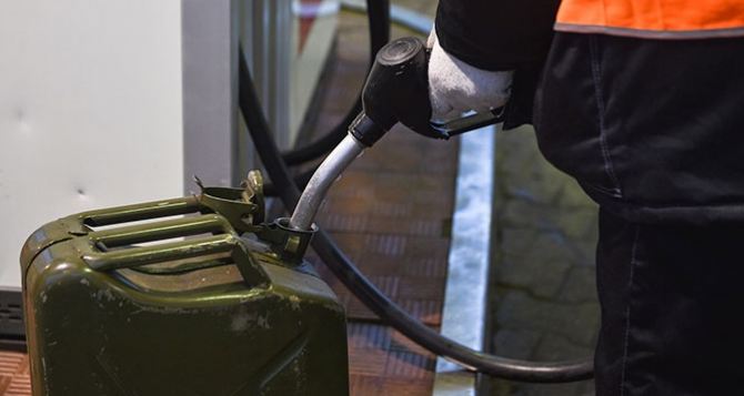 Госрегулирование цен на бензин и дизтопливо отменяется. Какие цены будут на АЗС