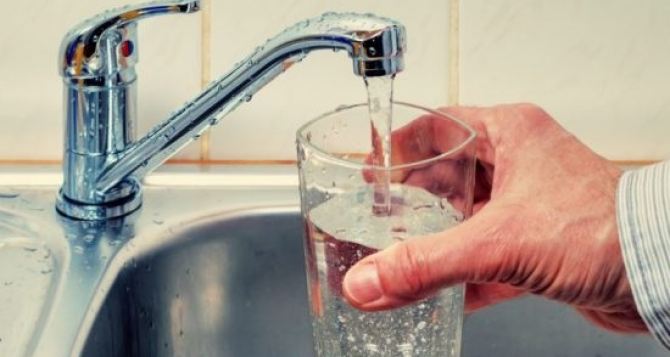 В Луганске скоро восстановят круглосуточную подачу воды в жилые дома