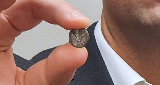 Монету, стоимостью в 1 млн. долларов, нашли после 20 лет поисков