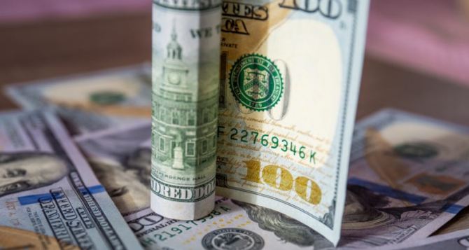Курс валют на 21 сентября: доллар на наличном рынке взлетел
