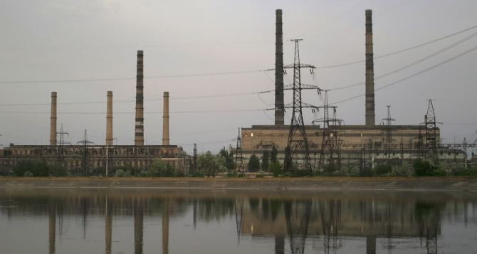 Что будет с отопительным сезоном? Энергоблоки украинских ТЭС массово останавливают на аварийные ремонты.