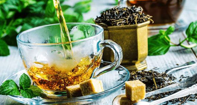 Почему нельзя пить зеленый чай с сахаром: откажитесь от этой привычки