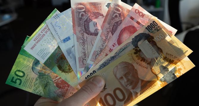 Перспективы развития курсов иностранных валют в Украине
