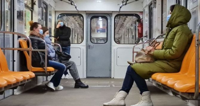 Как будет работать общественный транспорт в новогоднюю ночь