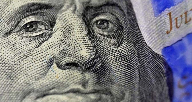 Спрос на валюту неуклонно растет: в Нацбанке рассказали почему