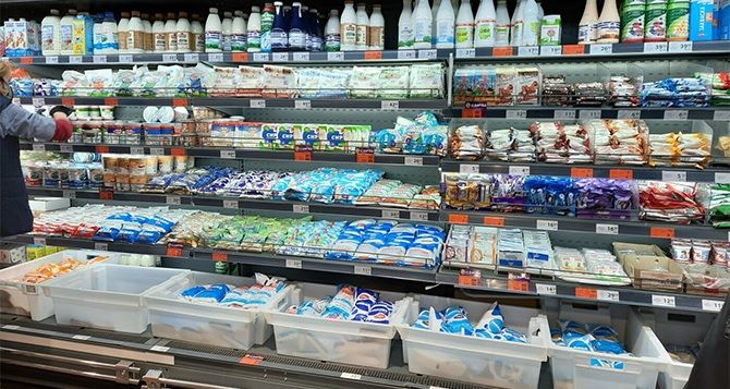 В супермаркетах подорожает молочка из-за перехода предприятий на генераторы