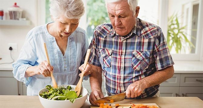 Питание для пенсионеров: пять правил, которые необходимо обязательно соблюдать