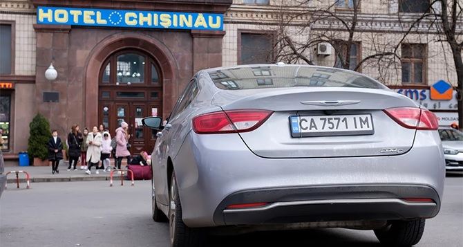 Гражданам Украины в Германии приходится массово продавать свои авто