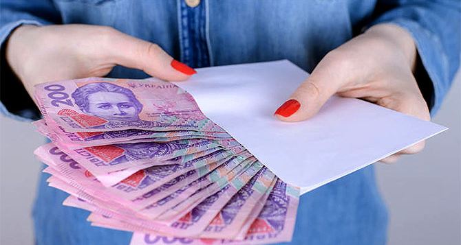 25000 гривен в одни руки: Кабмин раздаст безработным финансовую помощь — поспешите с оформлением