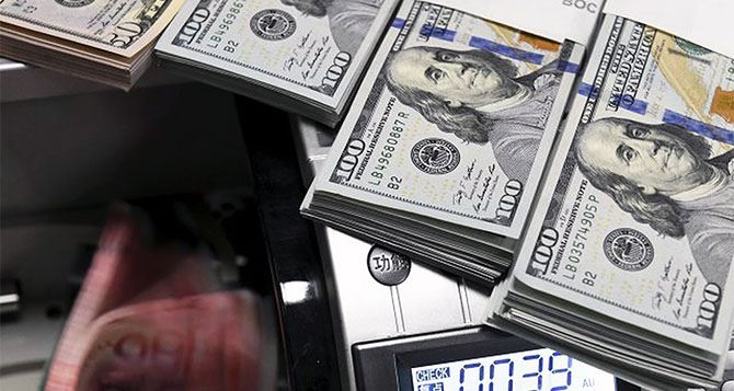 Новый курс доллара ошарашит всех: появилось предупреждение об обманчивом снижении
