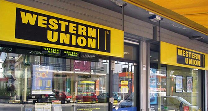 Western Union отменил комиссию за переводы денег из Польши в Украину