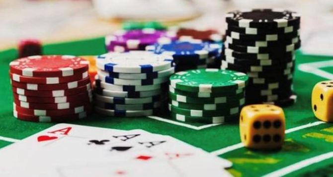Азартные игры и умственные способности: как они взаимосвязаны?