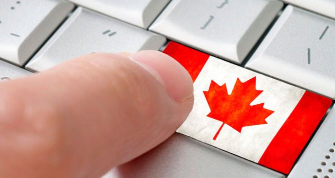 Граждане Украины до 15 июля могут получить бесплатные визы в Канаду