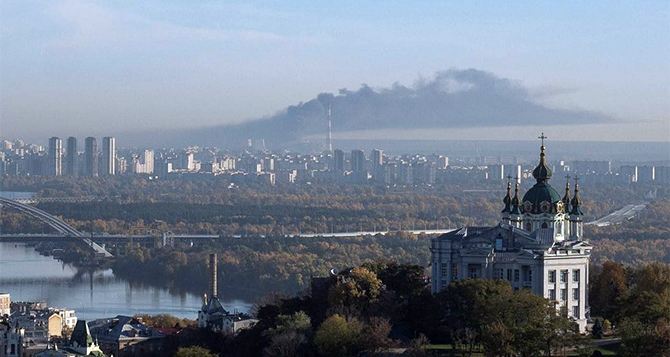 Аварийная ситуация: в Киеве 100 тыс. потребителей отключены от электроснабжения