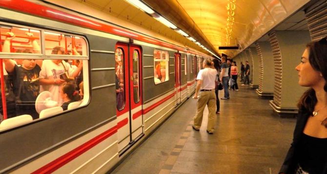 В Праге до 9 июля временно не работает метро. Как добираться по городу?