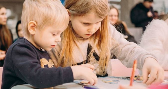 В Польше дети украинских беженцев остаются без школьного обучения