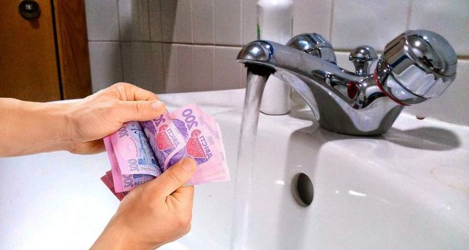Суммы в платежках за воду вырастут минимум в два раза: какие тарифы ждут украинцев с 1 августа