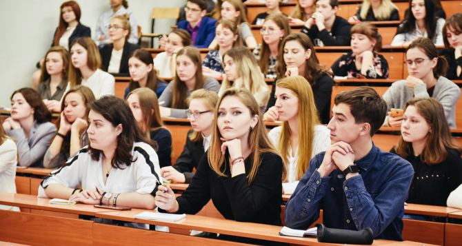 40 украинских студентов примут в  Чехии на бесплатное обучение