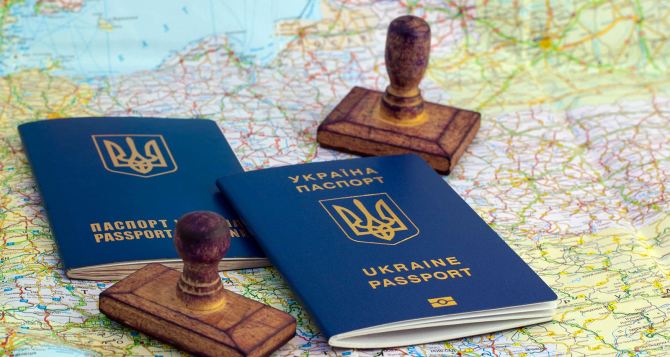 Платный безвиз для украинцев с ЕС: приняты новые правила пересечения границы с 2024 года