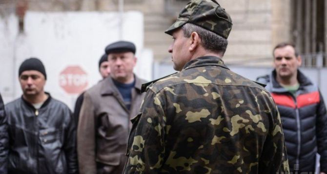 В Украине всех призывников и военнообязанных внесут в электронный реестр