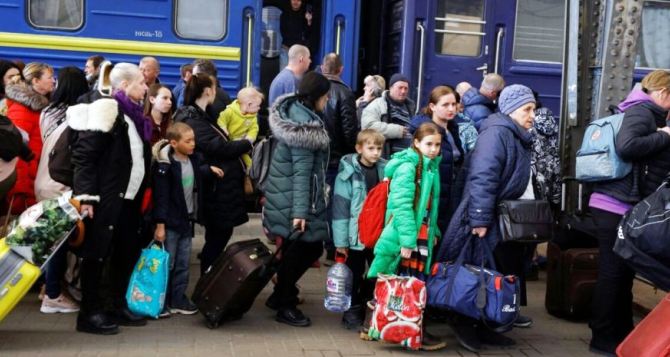 Переселенцам нужно добровольно отказаться от статуса ВПЛ в Кабмине пояснили как и почему