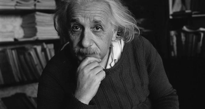 Крест Эйнштейна: В космосе произошло то, что предсказывал великий физик