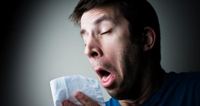 Никогда не сдерживайте чихание: три опасные причины, по которым не стоит этого делать