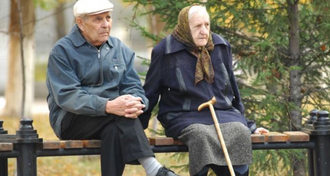 Украинские пенсионеры должны написать заявления или потеряют свою пенсию