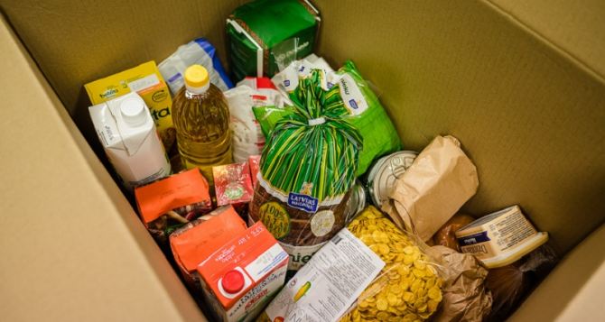 «Helper Украина» бесплатно выдает продуктовые наборы: как и где получить гуманитарную помощь