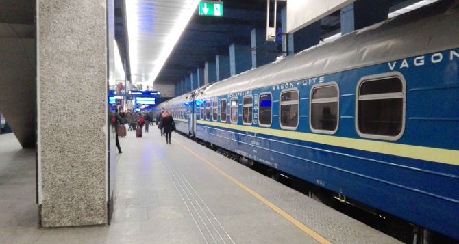 «Укрзализныця» анонсировала запуск еще двух поездов в Польшу: когда и по какому маршруту
