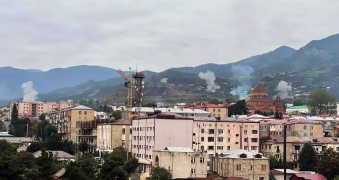 Карабах капитулировал: на каких условиях заканчивается многолетнее противостояние и что дальше