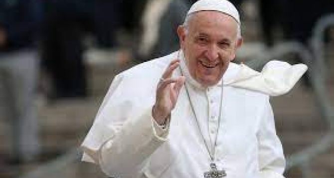 Проявить евангельское гостеприимство к украинцам, — призвал поляков Папа Римский