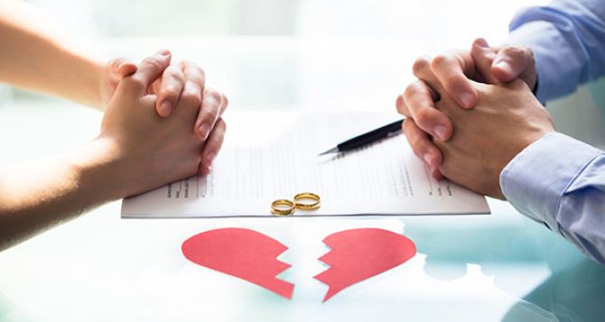 Что нужно делать украинцам за рубежом если они решили развестись?