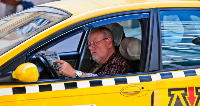 Верховной Раде украинских таксистов-пенсионеров придумали заставить платить налоги